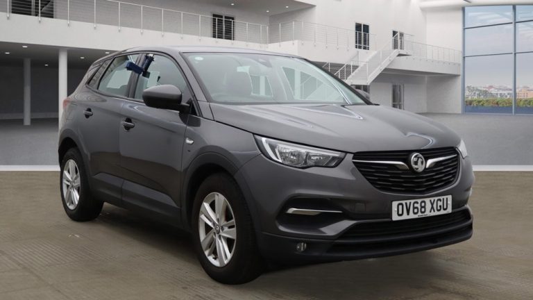 Vauxhall Grandland X for sale at Sarbkar