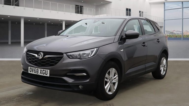 Vauxhall Grandland X for sale at Sarbkar