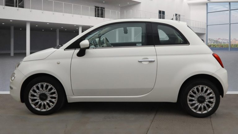 White Fiat 500 for Sale at Sarbkar